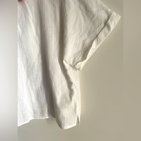 Vintage cropped style white button up top - Picture 4 of 6